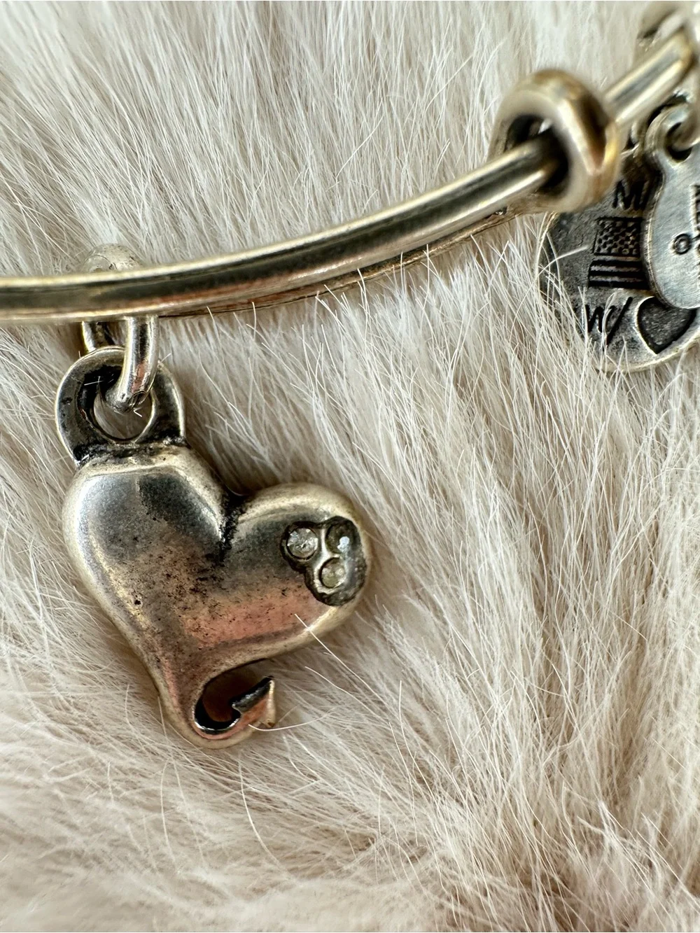 Alex & Ani Silver Heart 3 stud Charm  Bracelet - Picture 3 of 16
